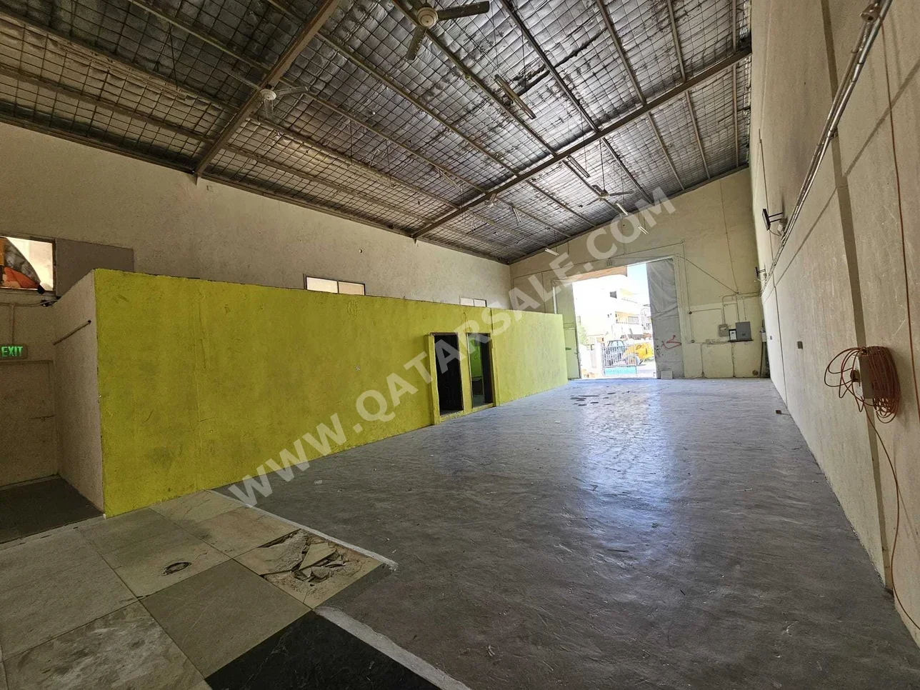 Warehouses & Stores - Al Rayyan  - Industrial Area  -Area Size: 300 Square Meter