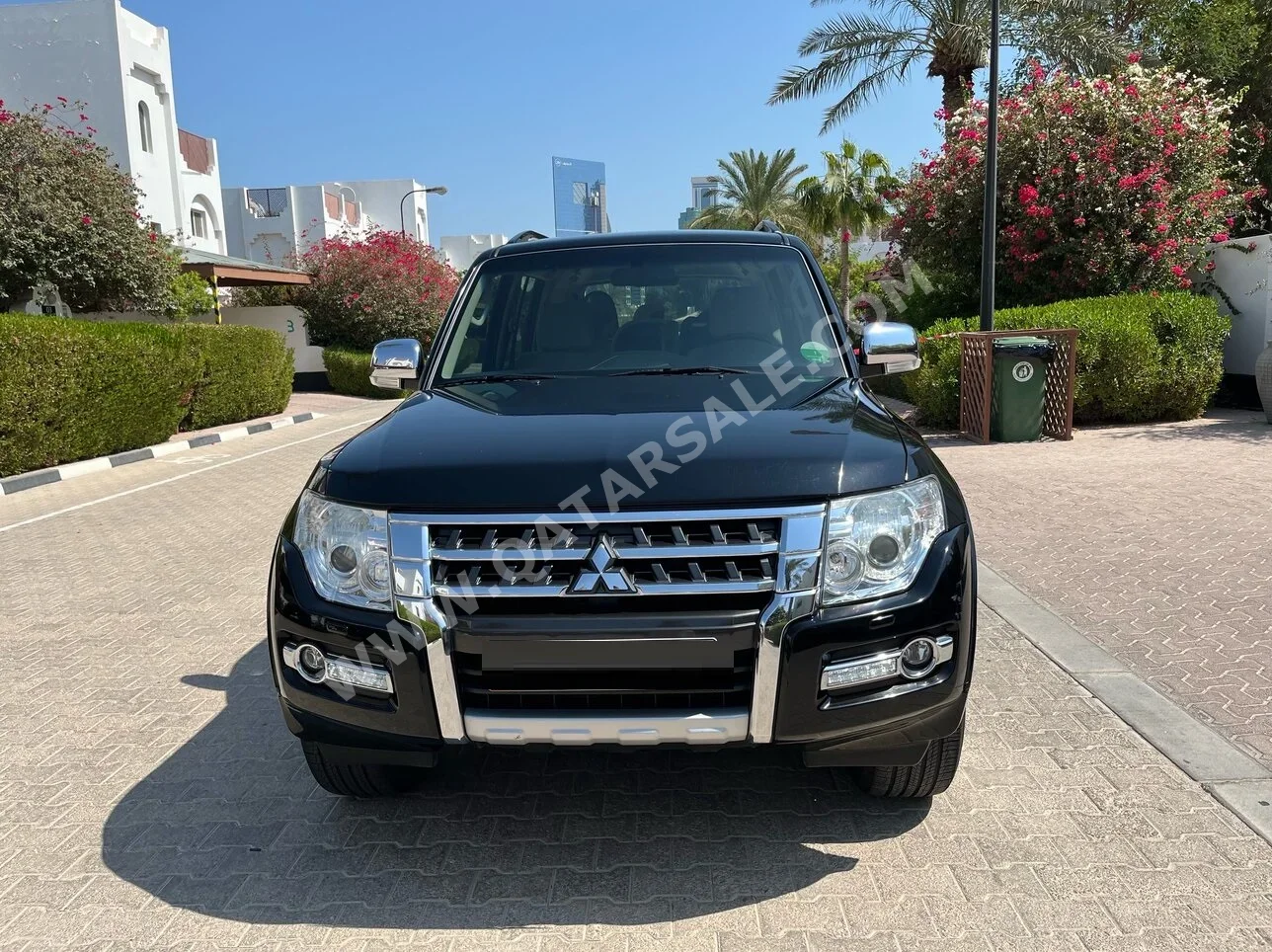 Mitsubishi  Pajero  3.5  2016  Automatic  93,000 Km  6 Cylinder  Four Wheel Drive (4WD)  SUV  Black