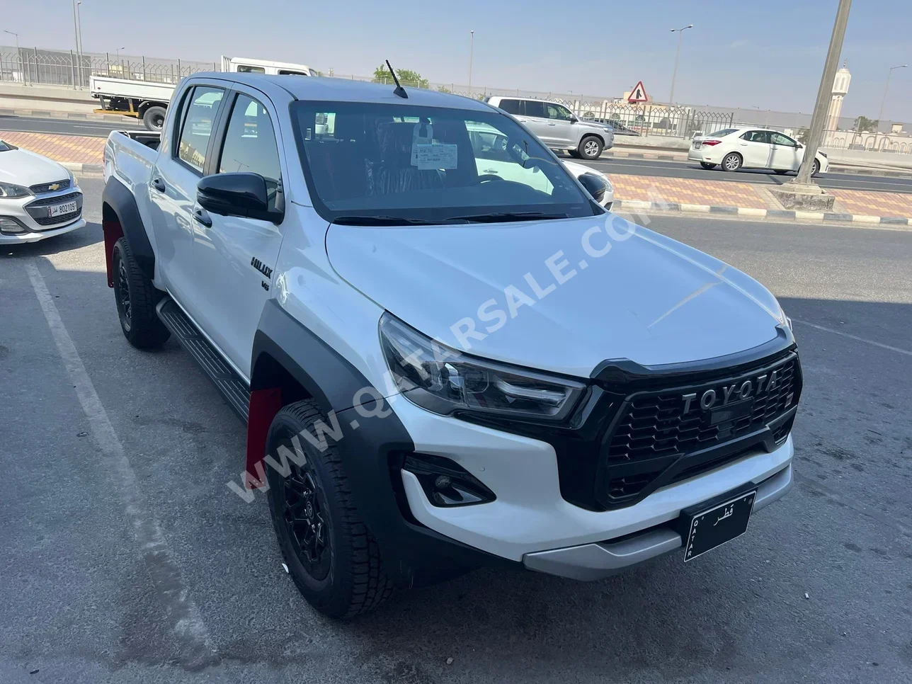 Toyota  Hilux  GR Sport  2025  Automatic  0 Km  6 Cylinder  Four Wheel Drive (4WD)  Pick Up  White  With Warranty