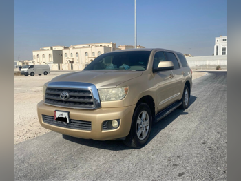 Toyota  Sequoia  2016  Automatic  400,000 Km  8 Cylinder  Four Wheel Drive (4WD)  SUV  Gold