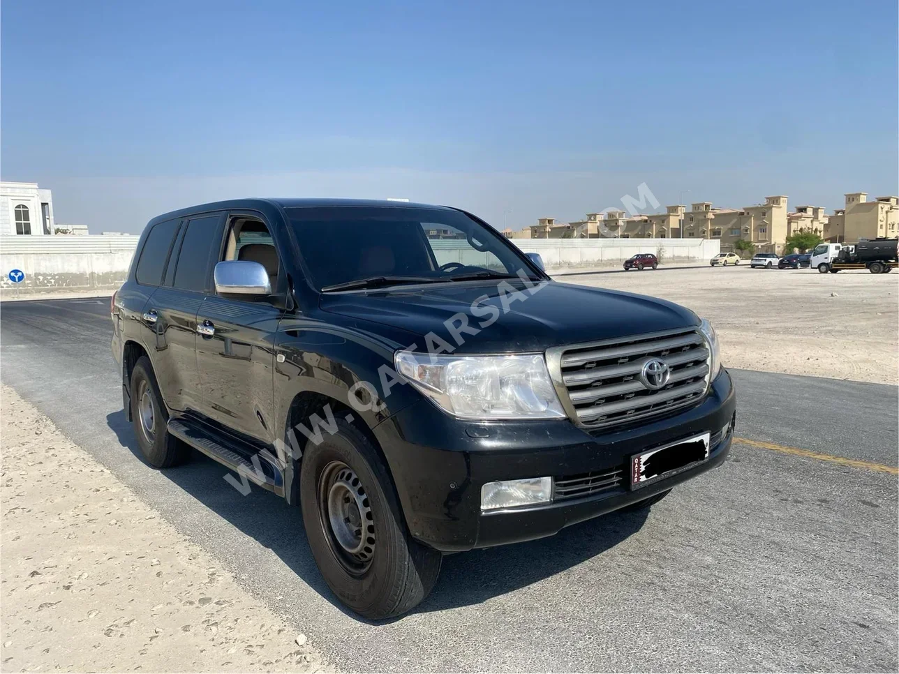تويوتا  لاند كروزر  في اكس ار  2009  اوتوماتيك  485,000 كم  8 سلندر  دفع رباعي  اس يو في  أسود