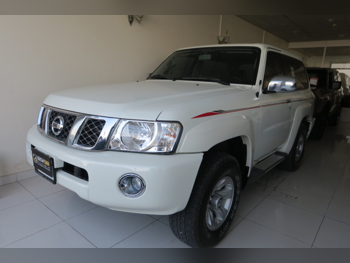Nissan  Patrol  Safari  2022  Automatic  77,000 Km  6 Cylinder  Four Wheel Drive (4WD)  SUV  White  With Warranty