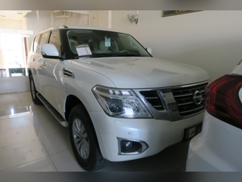 Nissan  Patrol  SE  2018  Automatic  203,000 Km  8 Cylinder  Four Wheel Drive (4WD)  SUV  White