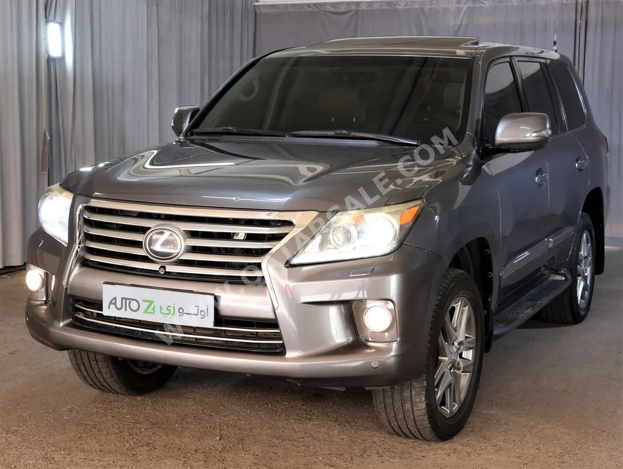 Lexus  LX  570  2013  Automatic  197,300 Km  8 Cylinder  Four Wheel Drive (4WD)  SUV  Gray