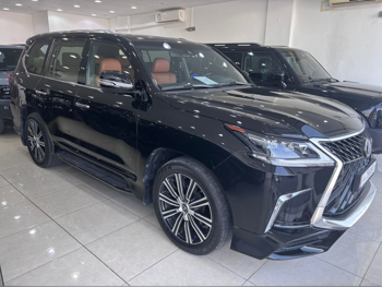Lexus  LX  570 S  2018  Automatic  235,000 Km  8 Cylinder  Four Wheel Drive (4WD)  SUV  Black