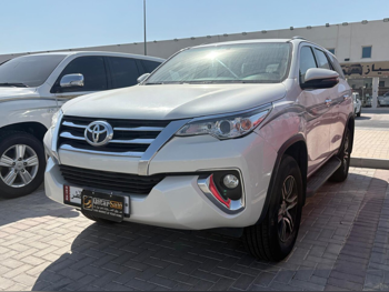 Toyota Fortuner 2018 Automatic 220,000 Km 4 Cylinder Four Wheel Drive (4WD) SUV White