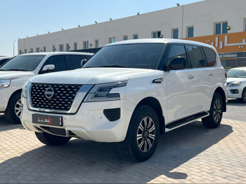 نيسان باترول اس اي 2022 اوتوماتيك 132,000 كم 6 سلندر دفع رباعي اس يو في أبيض