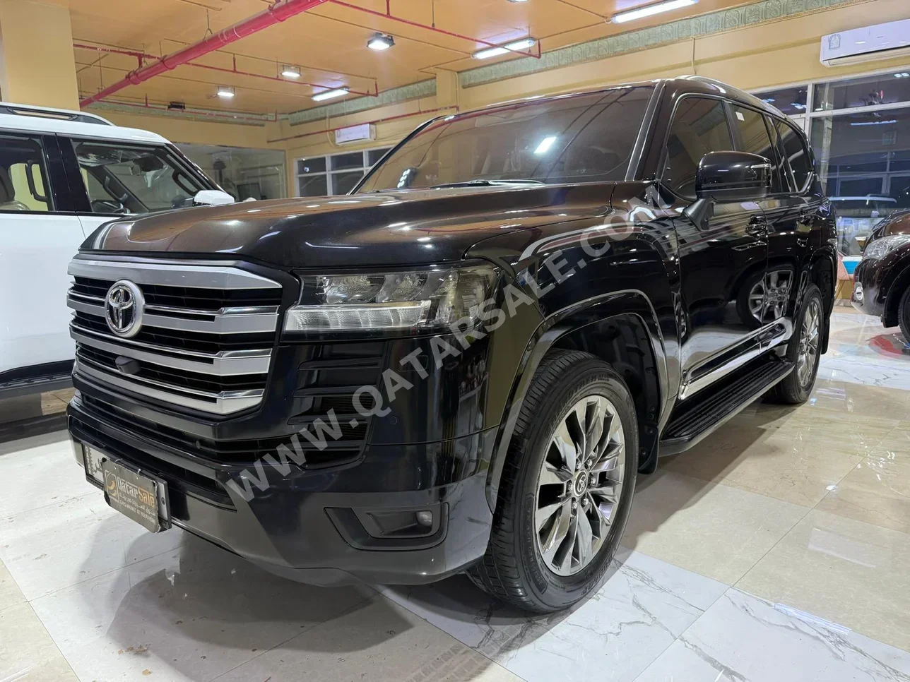 تويوتا  لاند كروزر  جي اكس ار توين توربو  2022  اوتوماتيك  98,000 كم  6 سلندر  دفع رباعي  اس يو في  أسود