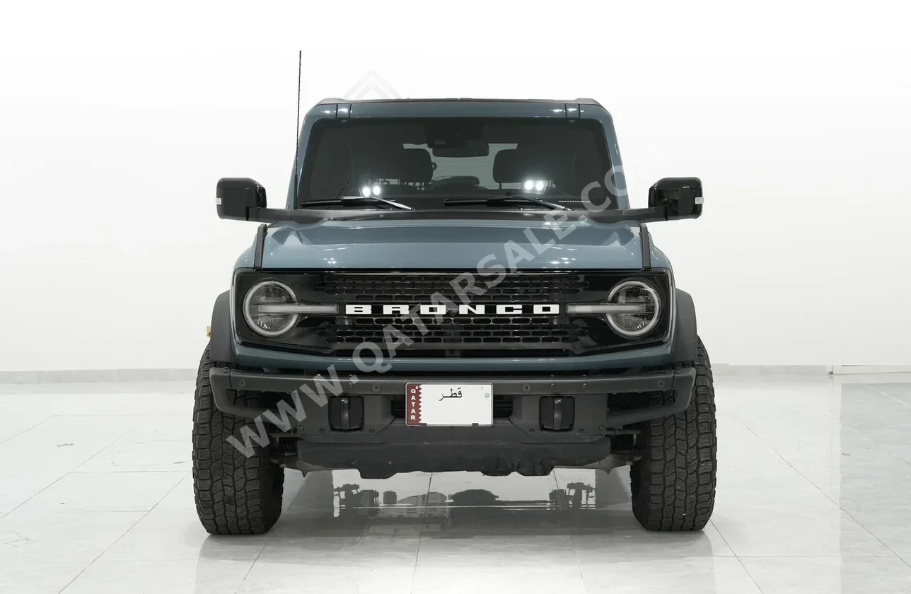 فورد  برونكو  وايلد تراك  2021  اوتوماتيك  18,000 كم  6 سلندر  دفع رباعي  اس يو في  ازرق