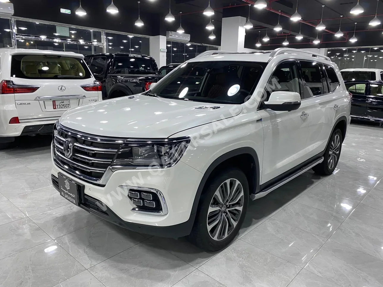 ام جي  ار اكس8  2024  اوتوماتيك  30,000 كم  4 سلندر  دفع رباعي  اس يو في  أبيض  تحت الضمان