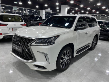Lexus  LX  570 S  2018  Automatic  64,000 Km  8 Cylinder  Four Wheel Drive (4WD)  SUV  White