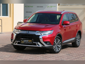 ميتسوبيشي أوت لاندر 2020 اوتوماتيك 114,000 كم 4 سلندر دفع رباعي اس يو في عنابي