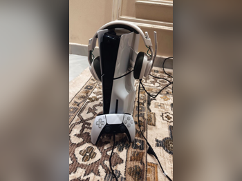 اجهزة العاب الفديو - سوني - بلاي ستيشن 5 ديسك - 1 تيرابايت -تشمل أجهز تحكم: 1