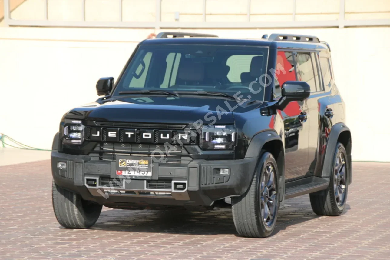 جيتور  تي 2  2025  اوتوماتيك  16,600 كم  4 سلندر  دفع رباعي  اس يو في  أسود  تحت الضمان