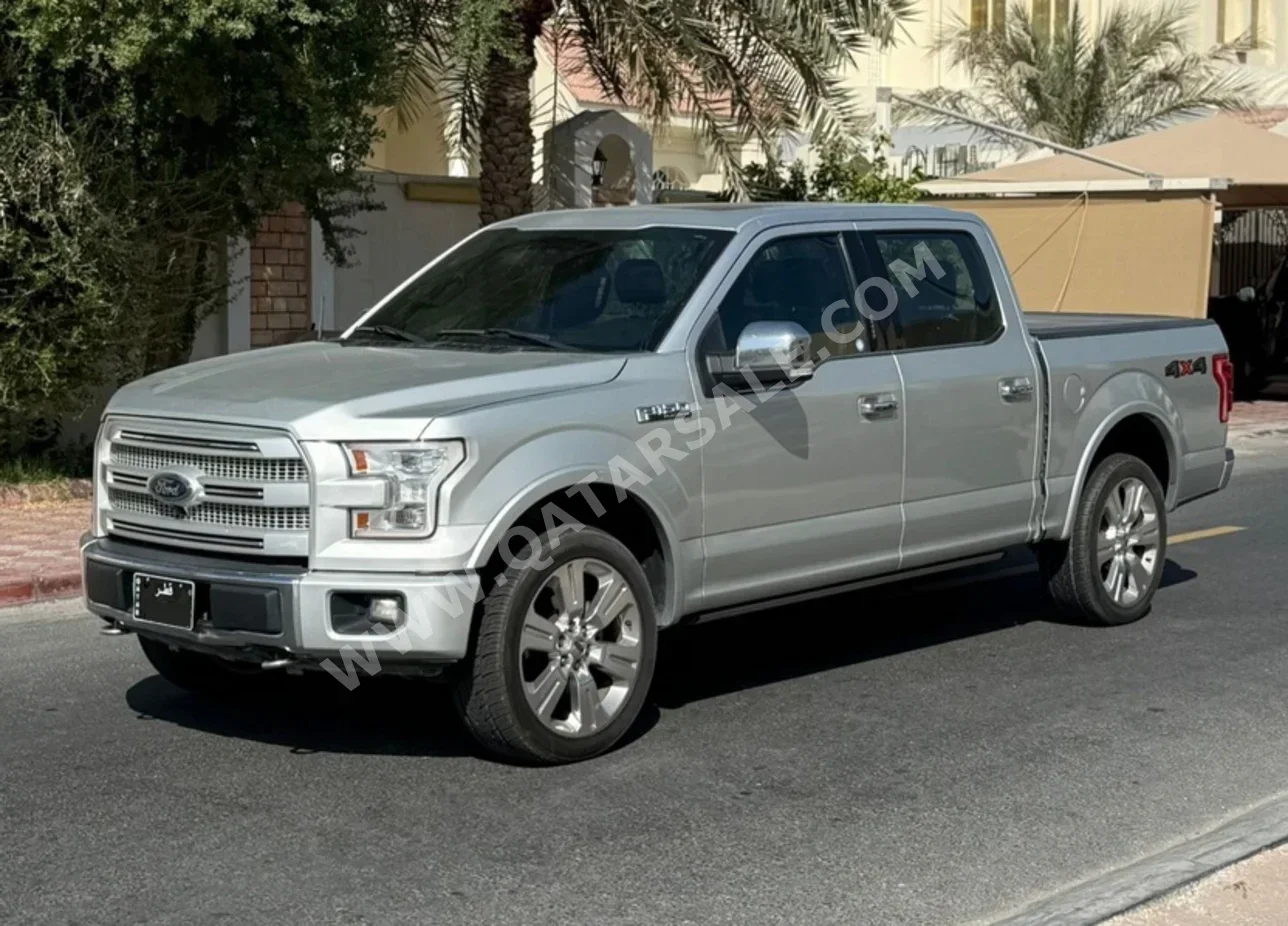 فورد  أف  150 بلاتينيوم  2016  اوتوماتيك  145,000 كم  6 سلندر  دفع رباعي  بيكب  فضي