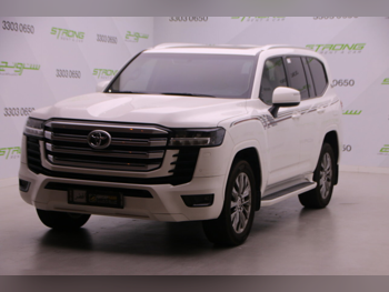 تويوتا لاند كروزر جي اكس ار توين توربو 2022 اوتوماتيك 70,000 كم 6 سلندر دفع رباعي اس يو في أبيض تحت الضمان