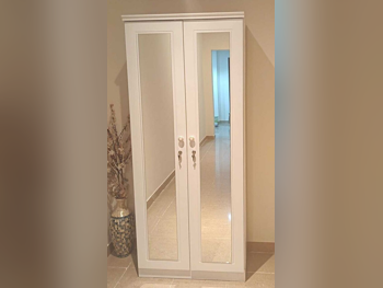 خزائن ودواليب الملابس والزينة - دوحة فيرنيتشر  - خزائن  - أبيض