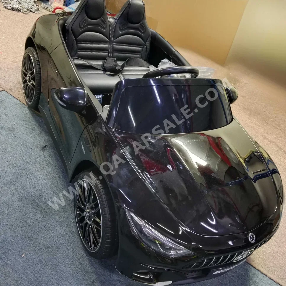 Powered Ride-Ons  - 3-4 Years  - Black