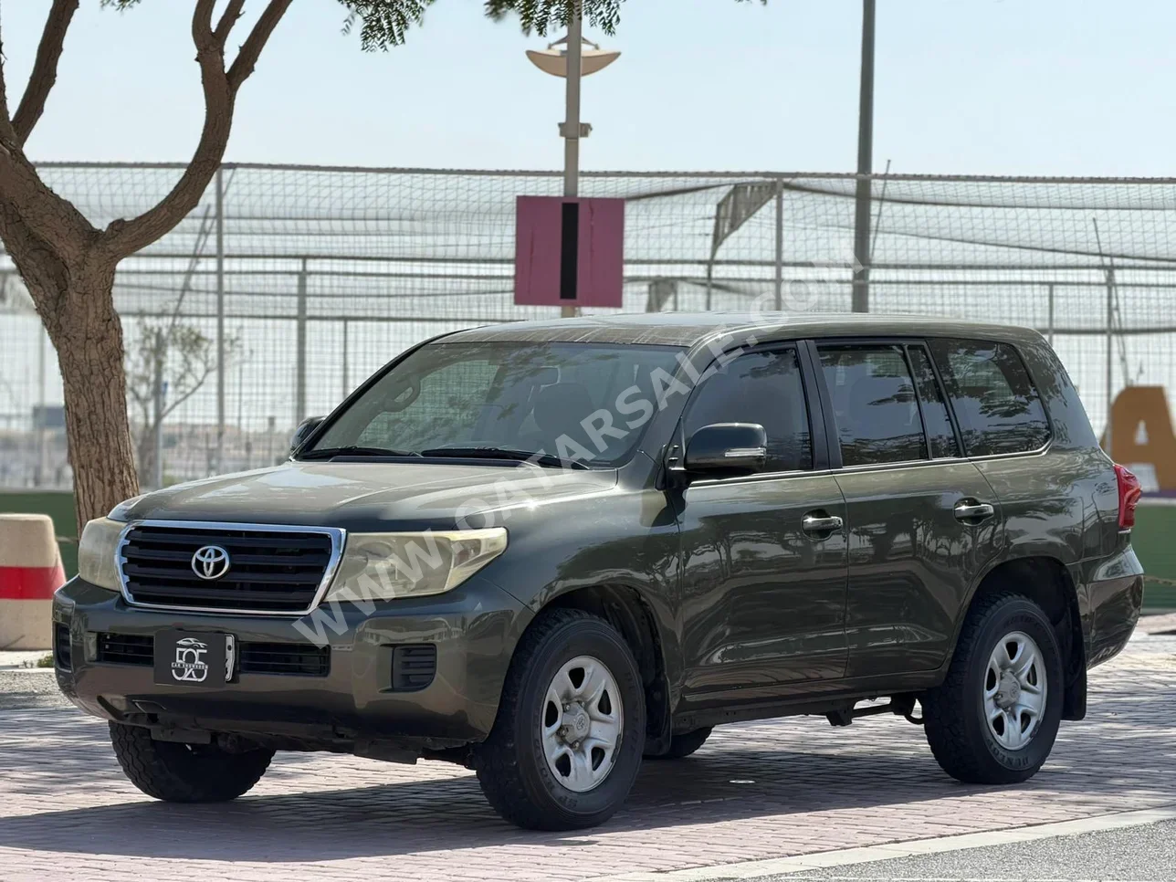 Toyota Land Cruiser G 2012 Automatic 512,000 Km 6 Cylinder Four Wheel Drive (4WD) SUV Green