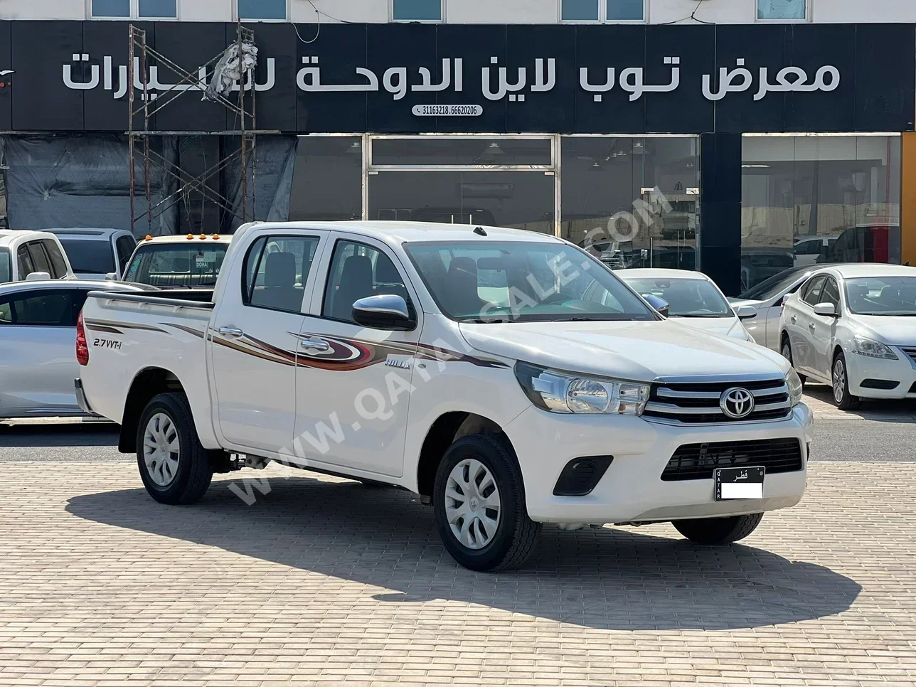 Toyota  Hilux  2016  Manual  319,000 Km  4 Cylinder  Front Wheel Drive (FWD)  Pick Up  White