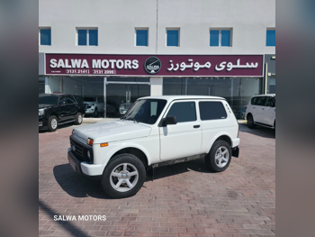 Lada Niva 2016 Manual 2,300 Km 4 Cylinder Four Wheel Drive (4WD) SUV White