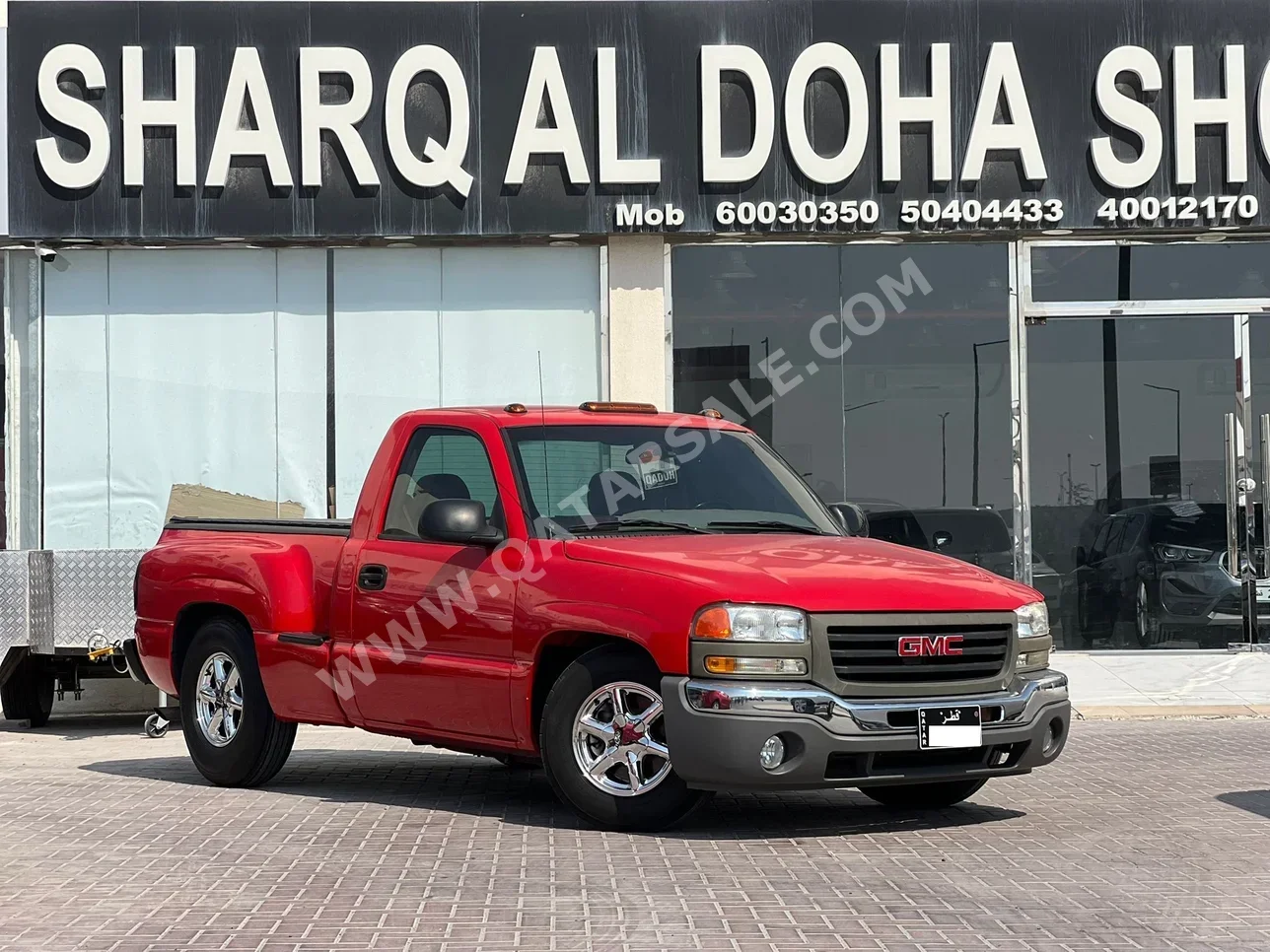 GMC  Sierra  1500  2005  Manual  36,000 Km  8 Cylinder  Four Wheel Drive (4WD)  Pick Up  Red