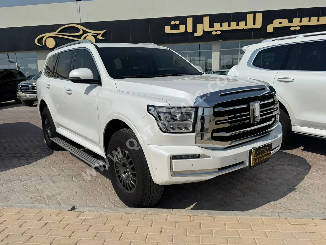 GWM  Tank  500  2025  Automatic  17,000 Km  6 Cylinder  Four Wheel Drive (4WD)  SUV  White  With Warranty