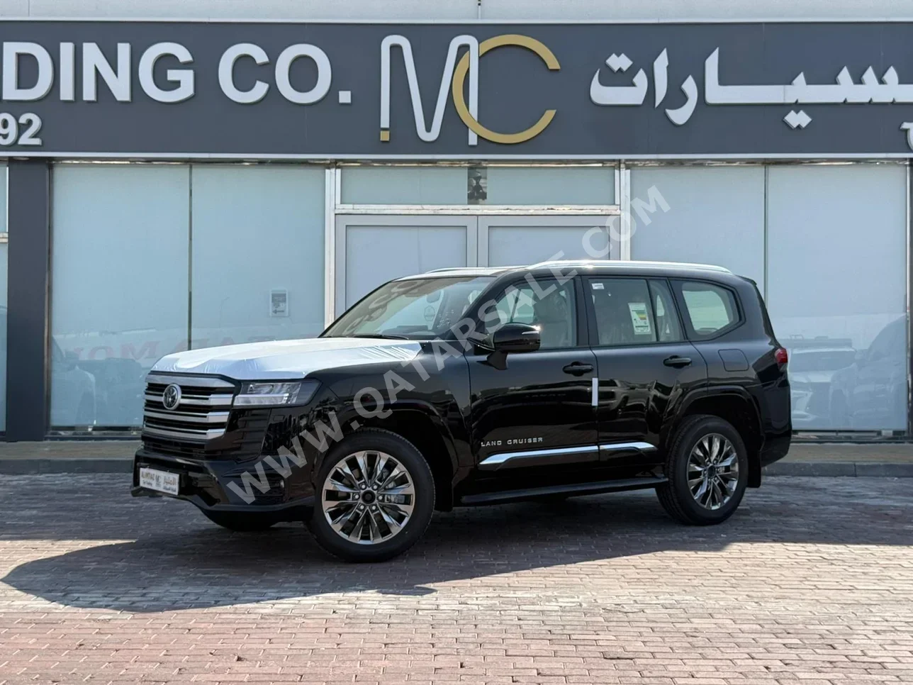 تويوتا  لاند كروزر  جي اكس ار  2025  اوتوماتيك  0 كم  6 سلندر  دفع رباعي  اس يو في  أسود  تحت الضمان