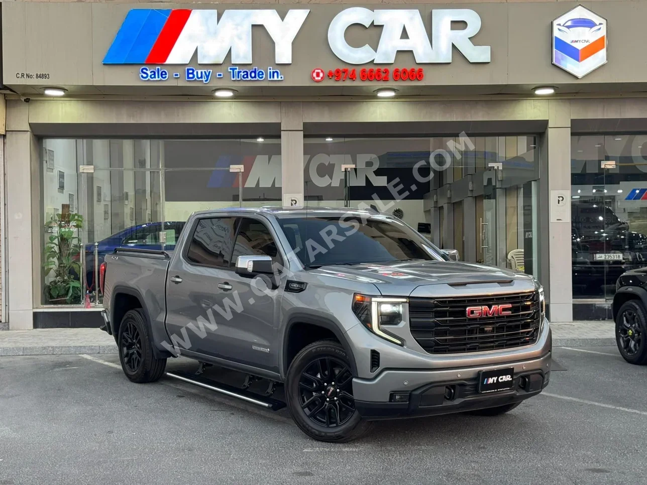 GMC  Sierra  Elevation  2024  Automatic  56,000 Km  8 Cylinder  Four Wheel Drive (4WD)  Pick Up  Gray  With Warranty