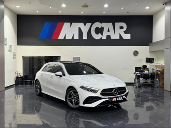 مرسيدس - بنز  ايه - كلاس  200 ايه ام جي  2023  اوتوماتيك  31,000 كم  4 سلندر  دفع خلفي  هاتشباك  أبيض  تحت الضمان