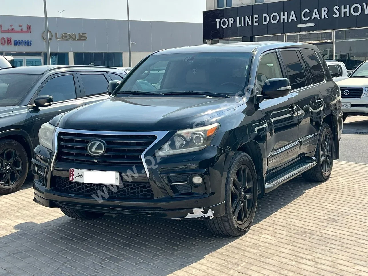 Lexus LX 570 2012 Automatic 370,000 Km 8 Cylinder Four Wheel Drive (4WD) SUV Black
