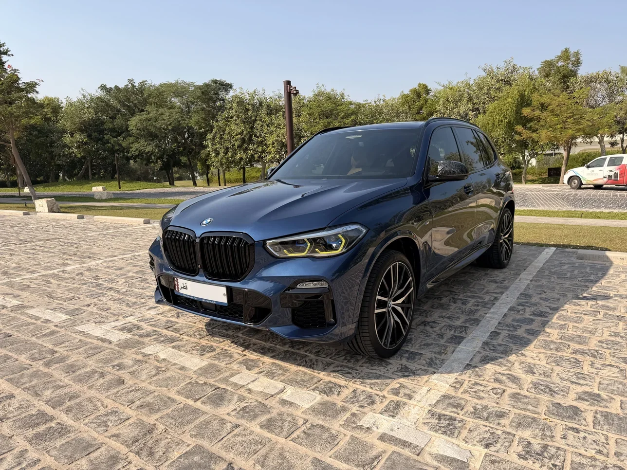 BMW X-Series X5 2019 Automatic 96,500 Km 8 Cylinder Four Wheel Drive (4WD) SUV Blue