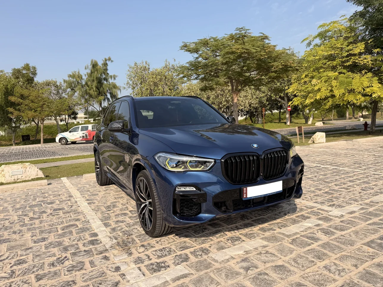 بي ام دبليو  الفئة - اكس  اكس 5  2019  اوتوماتيك  97,500 كم  8 سلندر  دفع رباعي  اس يو في  ازرق
