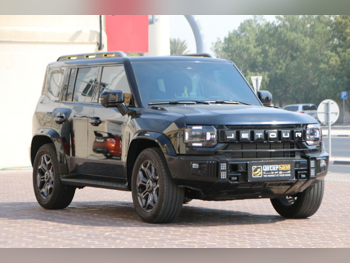 جيتور تي 2 2025 اوتوماتيك 26,000 كم 4 سلندر دفع رباعي اس يو في أسود تحت الضمان