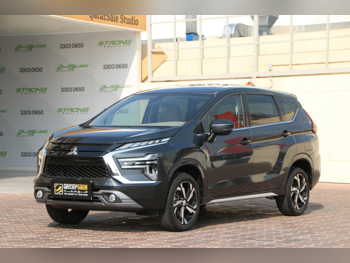 ميتسوبيشي  اكس باندر  2023  اوتوماتيك  56,000 كم  4 سلندر  سحب امامي  اس يو في  رمادي  تحت الضمان