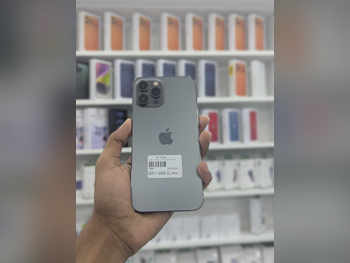 Mobile Phones Apple  - iPhone 12  - Pro Max  - Black Titanium  - 256 GB