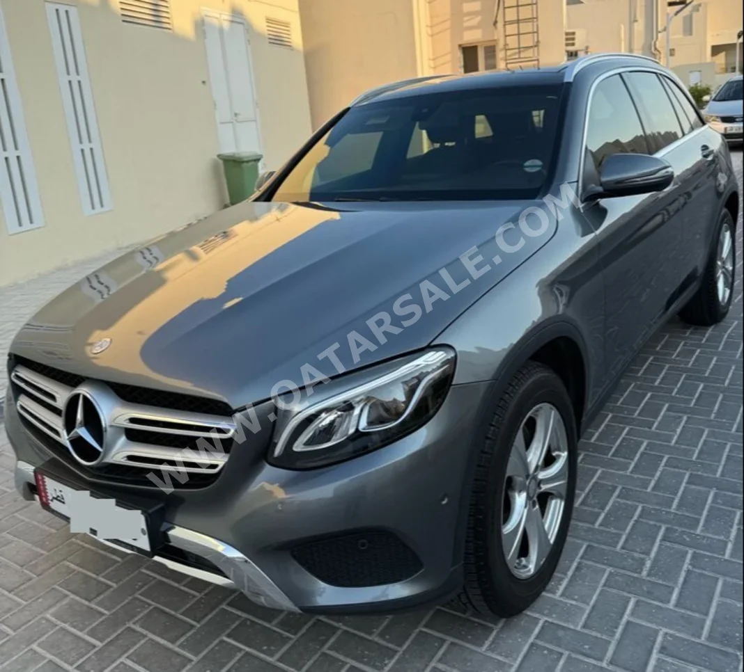 مرسيدس - بنز  جي ال سي  250 اي ام جي  2017  اوتوماتيك  89,000 كم  6 سلندر  دفع كلي مستمر  اس يو في  رمادي