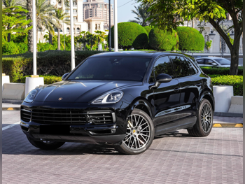 بورش كيان 2020 اوتوماتيك 45,000 كم 6 سلندر دفع رباعي اس يو في أسود