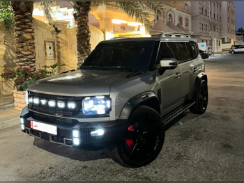 جيتور تي 2 لكجري 2025 اوتوماتيك 27,000 كم 4 سلندر دفع رباعي اس يو في رمادي تحت الضمان