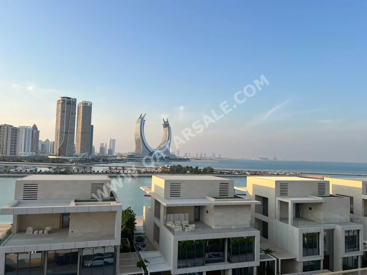 2 غرف نوم  شقة  للايجار  في لوسيل  مفروشة بالكامل