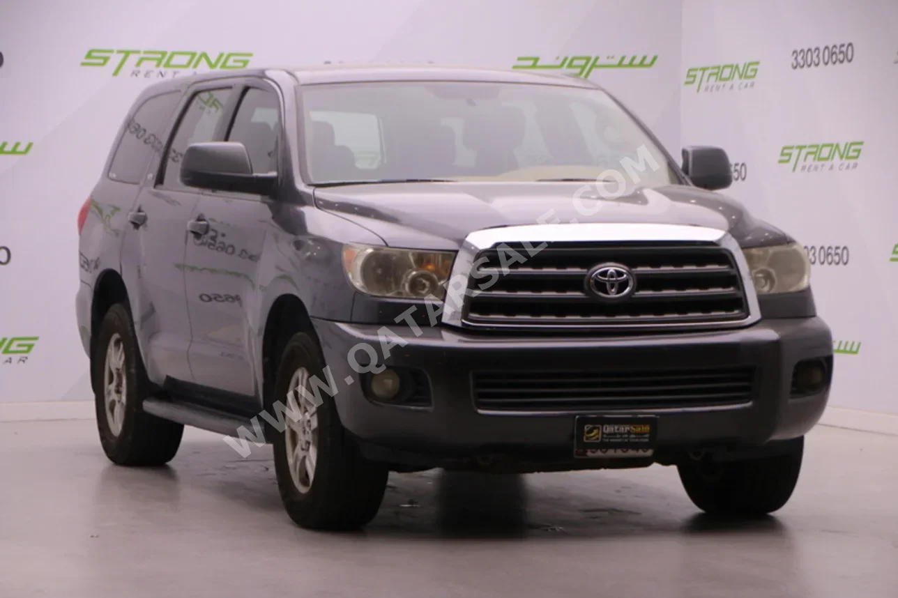 Toyota Sequoia 2012 Automatic 253,000 Km 8 Cylinder Four Wheel Drive (4WD) SUV Gray
