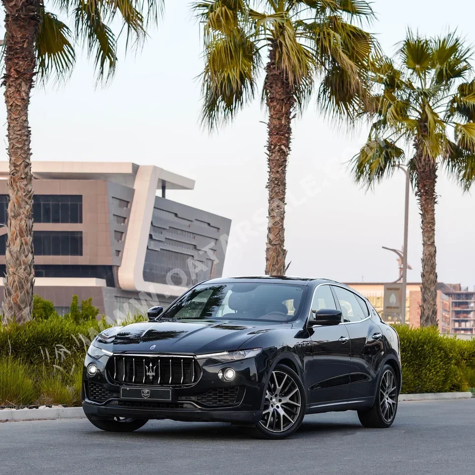 مزاراتي ليفانت اس 2017 اوتوماتيك 73,000 كم 6 سلندر دفع كلي مستمر اس يو في أسود تحت الضمان