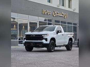 شفروليه  سلفرادو  تريل بووز  2022  اوتوماتيك  23,000 كم  8 سلندر  دفع رباعي  بيكب  أبيض  تحت الضمان