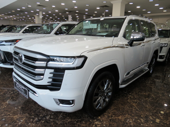 Toyota  Land Cruiser  VXR Twin Turbo  2025  Automatic  0 Km  6 Cylinder  Four Wheel Drive (4WD)  SUV  White  With Warranty