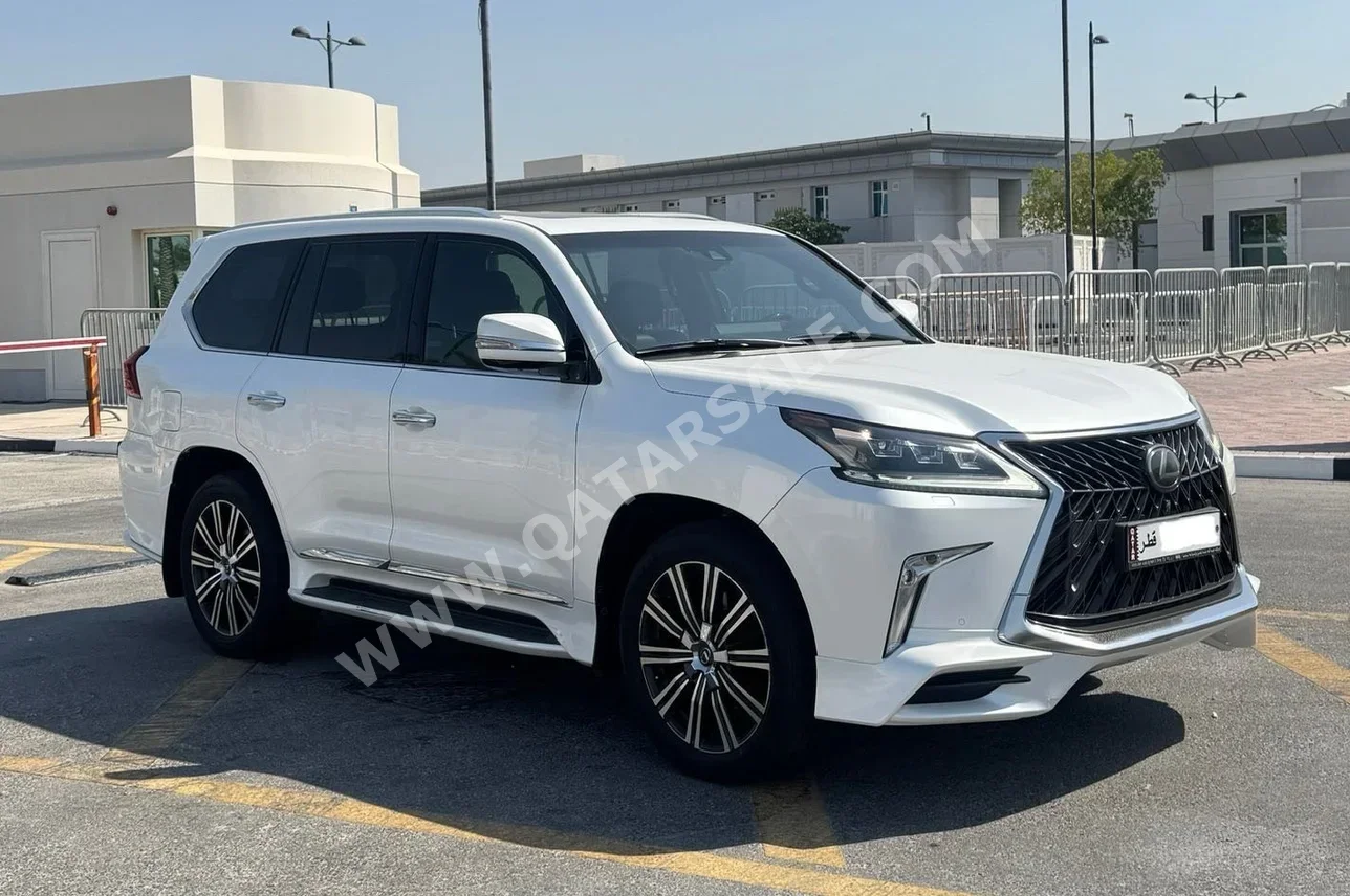 لكزس ال اكس 570 اس 2018 اوتوماتيك 156,000 كم 8 سلندر دفع رباعي اس يو في أبيض تحت الضمان