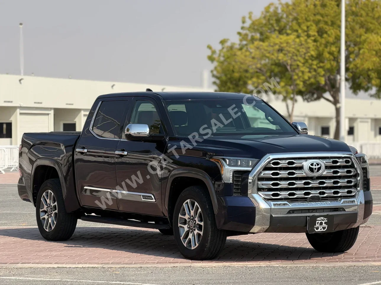 تويوتا تندرا اديشن 1794 2023 اوتوماتيك 13,000 كم 8 سلندر دفع رباعي بيكب أسود