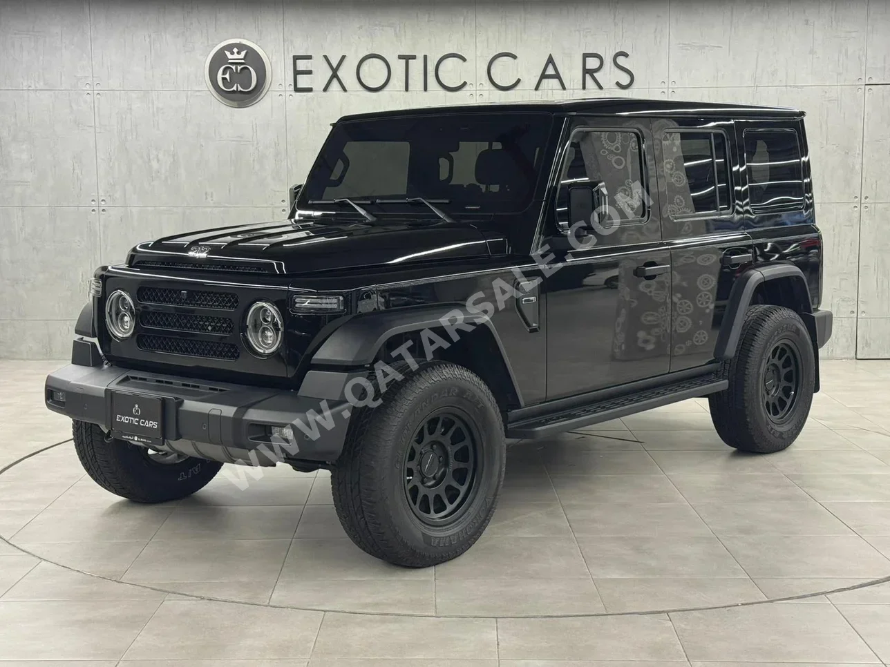 بي اي دبليو 212 2025 اوتوماتيك 2,100 كم 4 سلندر دفع رباعي اس يو في أسود تحت الضمان