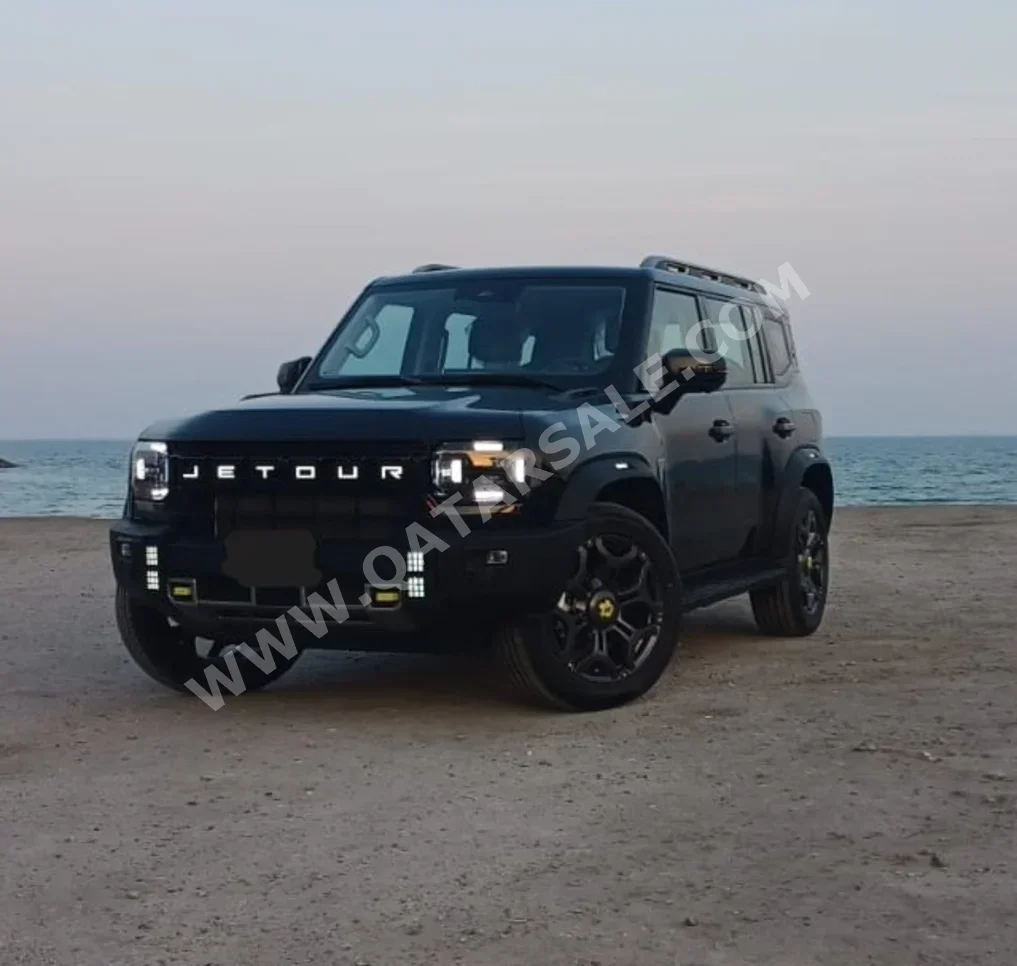 جيتور تي 2 اي- دي ام 2025 اوتوماتيك 0 كم 4 سلندر دفع رباعي اس يو في أسود تحت الضمان