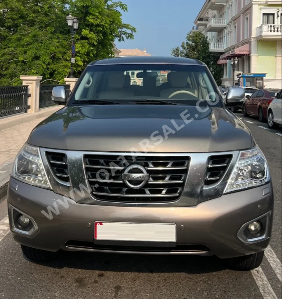 Nissan  Patrol  SE  2016  Automatic  150,000 Km  8 Cylinder  Four Wheel Drive (4WD)  SUV  Gray  With Warranty