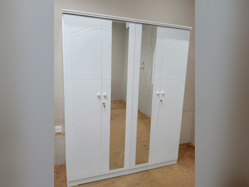 خزائن ودواليب الملابس والزينة - دوحة فيرنيتشر  - خزائن  - أبيض